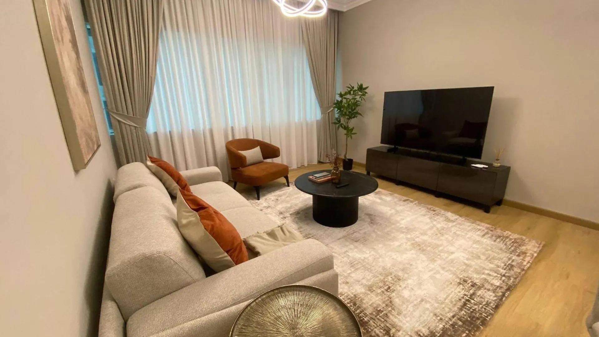 Comfy 1 Bedroom In Dubai Marina 0*,